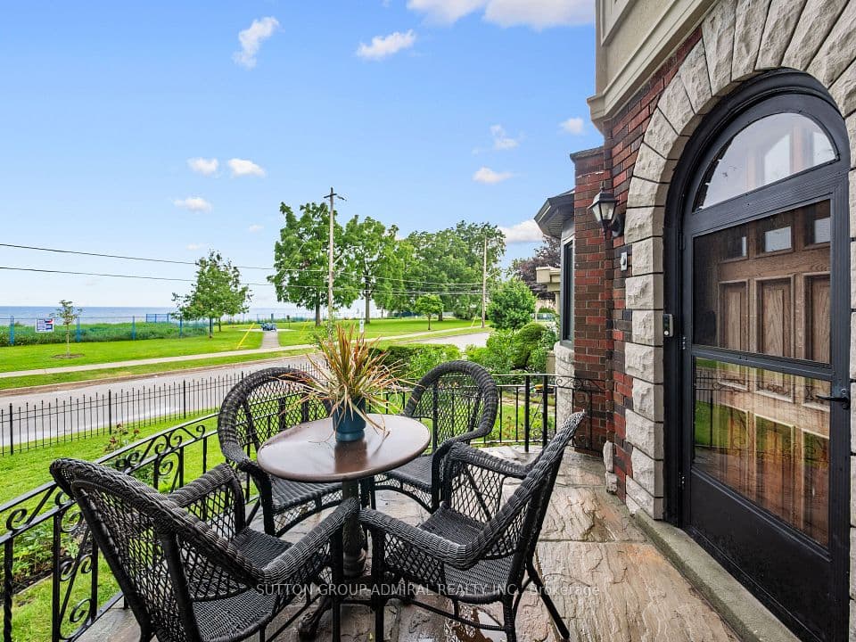 70 Lake Shore Drive, Toronto, ON M8V 1Z9 – photo 2