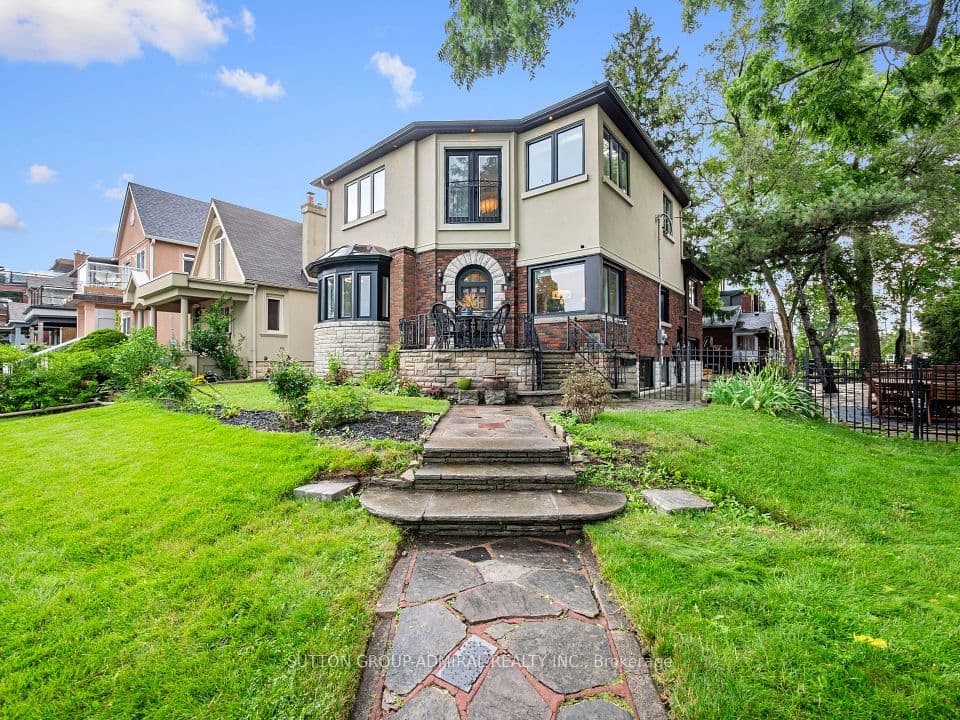 70 Lake Shore Drive, Toronto, ON M8V 1Z9 – main photo