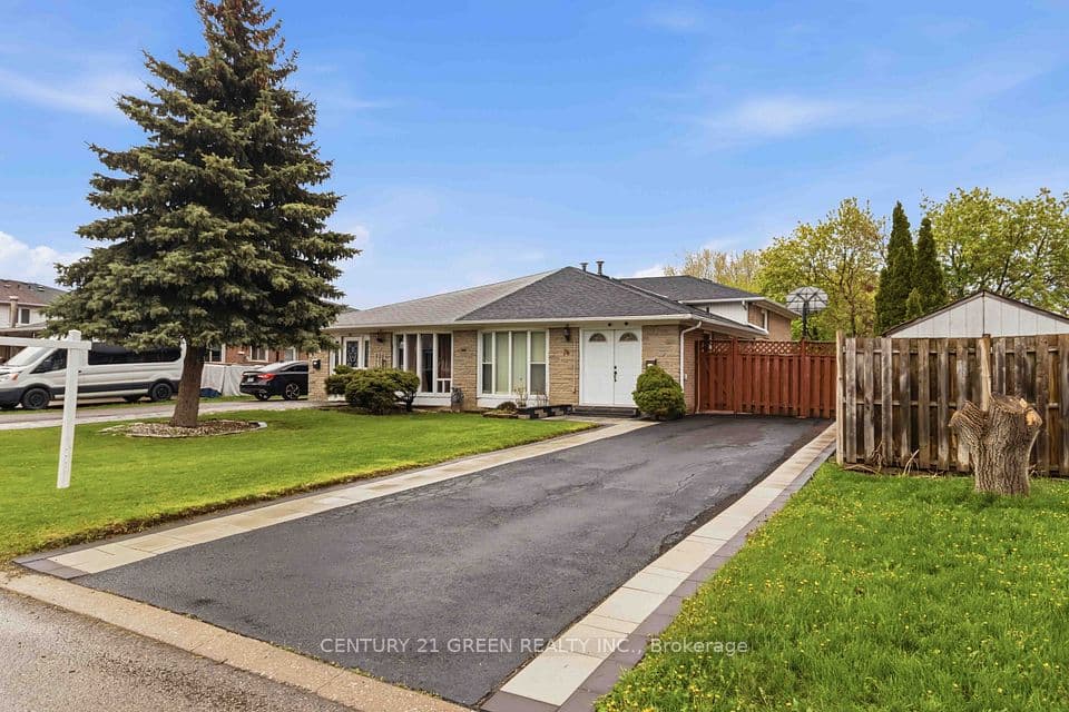 74 Davenport Crescent, Brampton, ON L6T 3L6 – photo 2