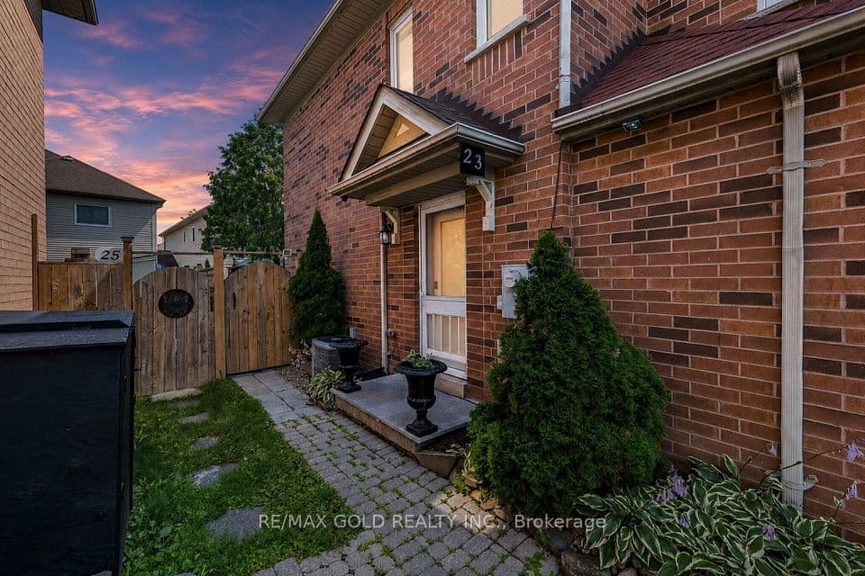 23 Rain Lily Lane, Brampton, ON L6R 1S4 – photo 2