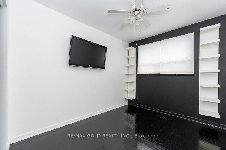 63 Newstead Crescent, Brampton, ON L6V 2A8 – photo 3