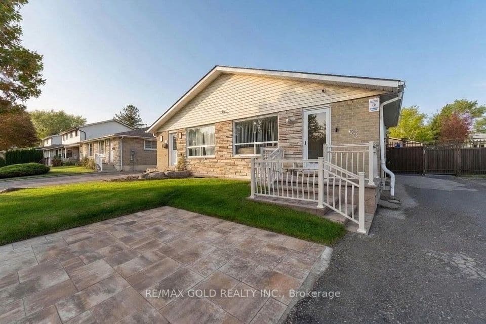 63 Newstead Crescent, Brampton, ON L6V 2A8 – main photo