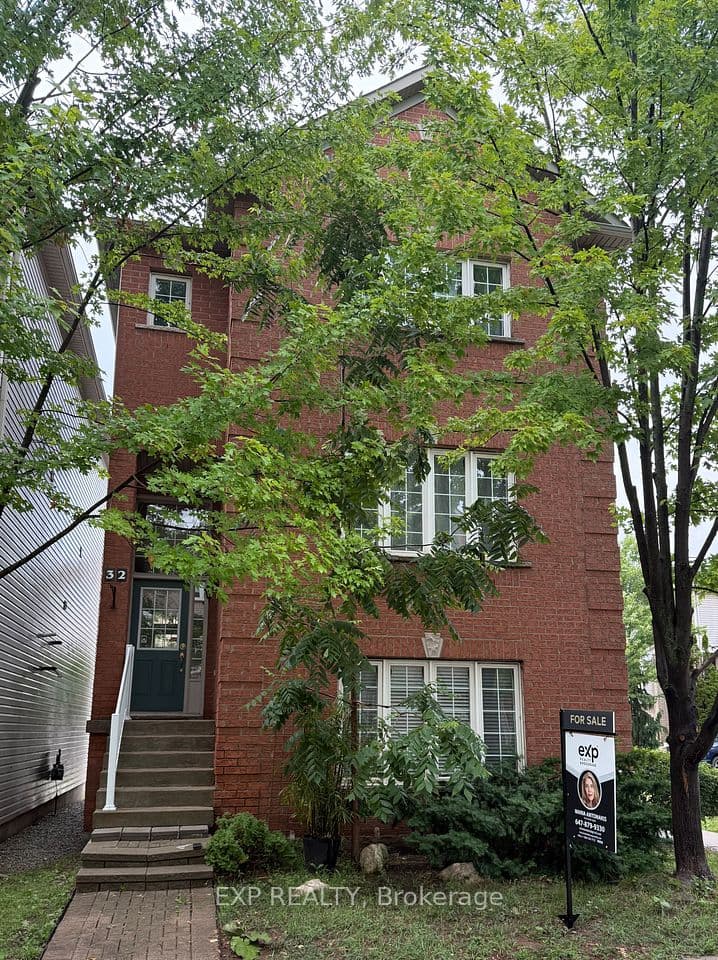 5110 Fairview Street 32, Burlington, ON L7L 7H6 – main photo