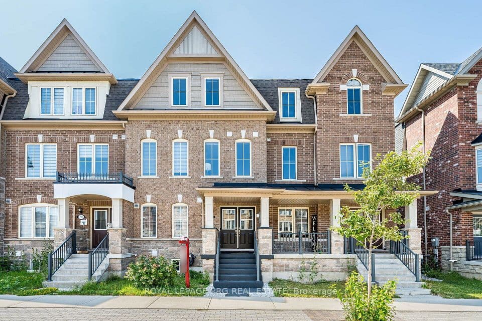 30 Remembrance Road, Brampton, ON L7A 4Y8 – main photo