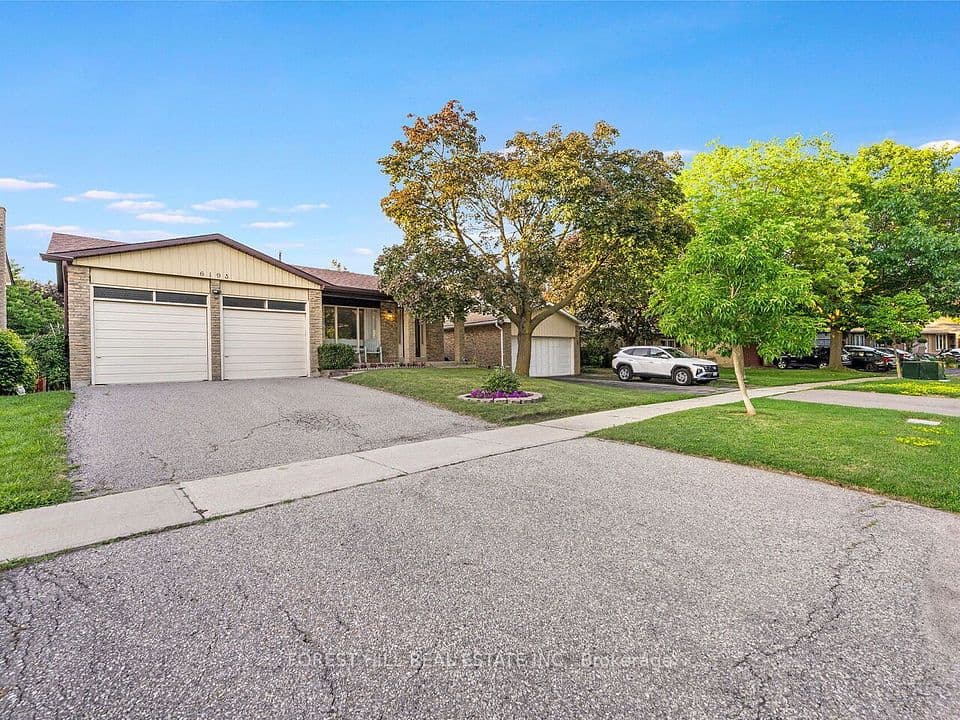 6193 Montevideo Road, Mississauga, ON L5N 2E8 – main photo