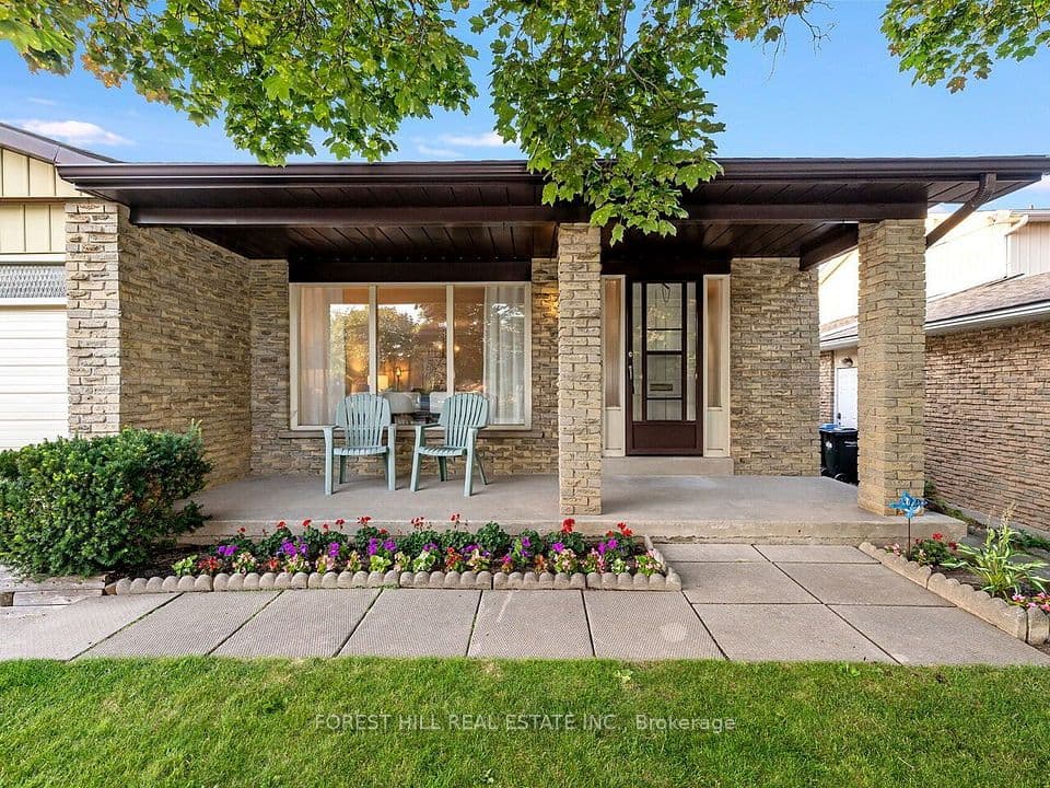 6193 Montevideo Road, Mississauga, ON L5N 2E8 – photo 2