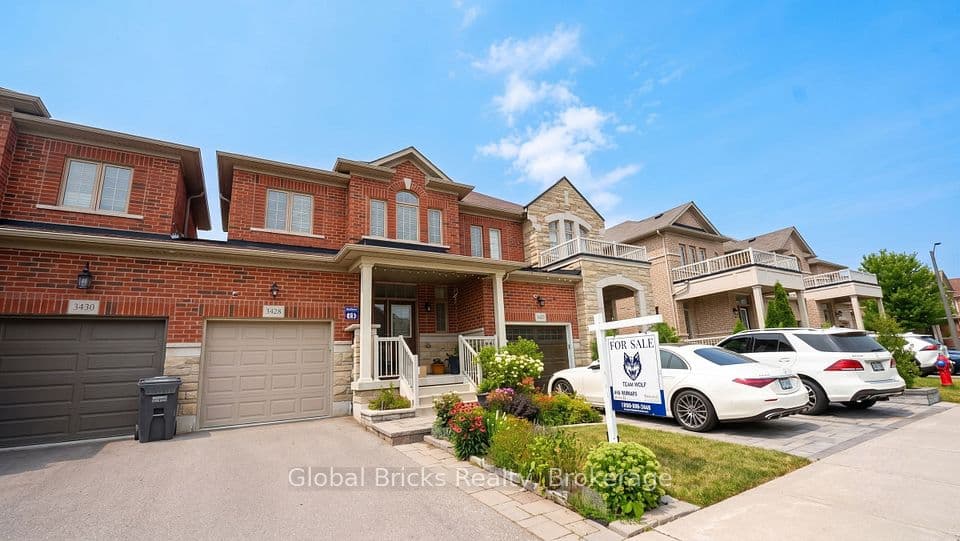 3428 Stoney Crescent, Mississauga, ON L5M 0N7 – main photo