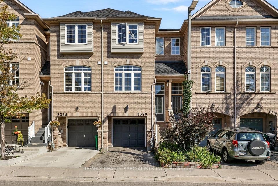 3370 Redpath Circle, Mississauga, ON L5N 8R1 – photo 2