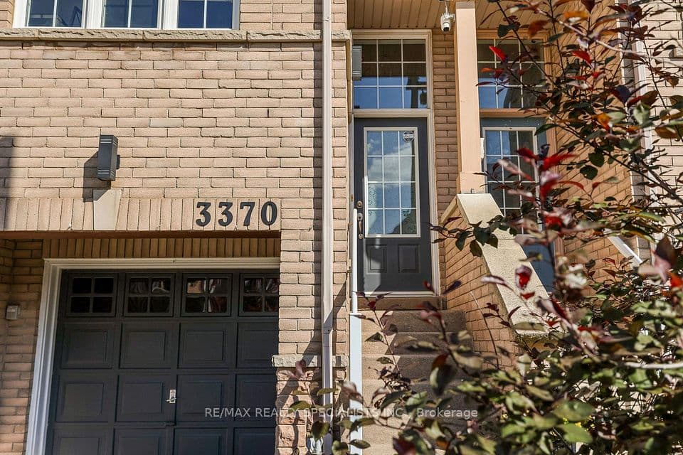 3370 Redpath Circle, Mississauga, ON L5N 8R1 – photo 3