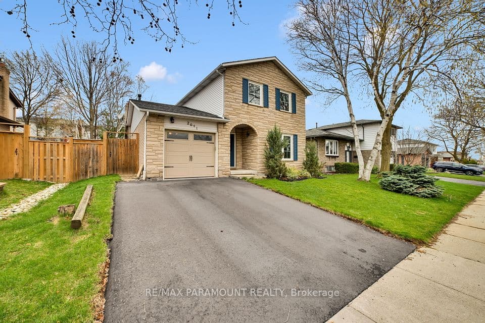 2641 Cavendish Drive, Burlington, ON L7P 3W6 – photo 2