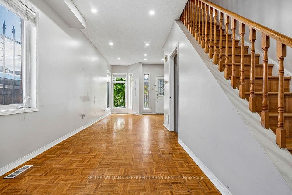 1508 Dupont Street, Toronto, ON M6P 4G7 – main photo