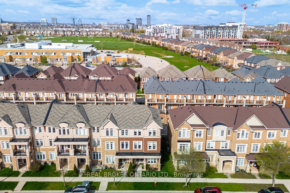 3077 Preserve Drive, Oakville, ON L6M 0W7 – photo 3