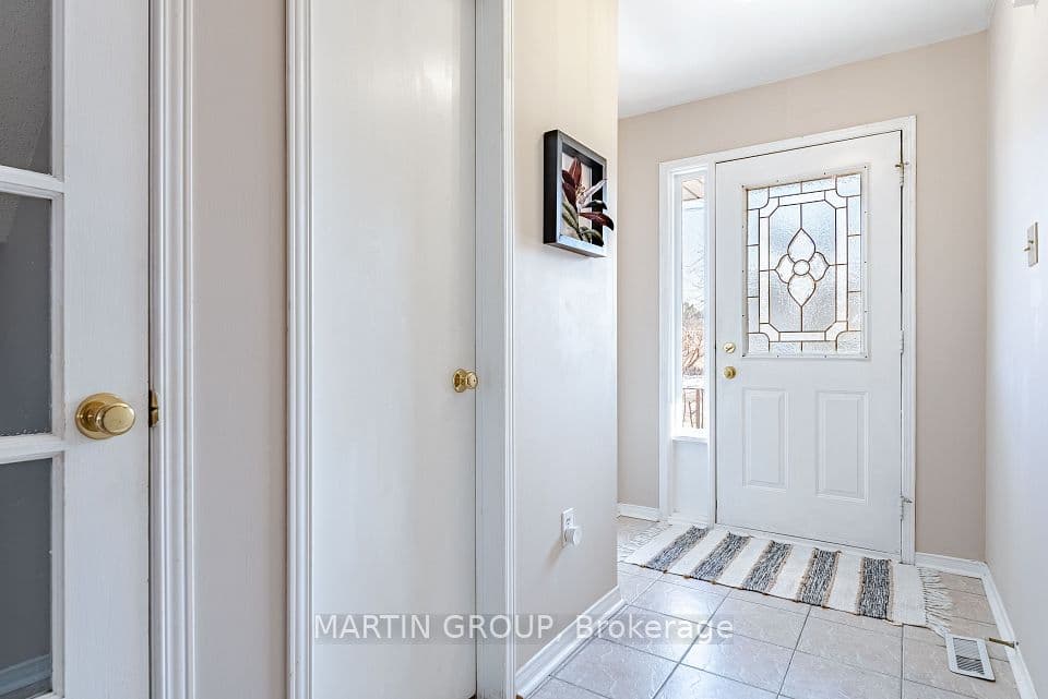 413 Levanna Lane, Oakville, ON L6H 6B8 – photo 2