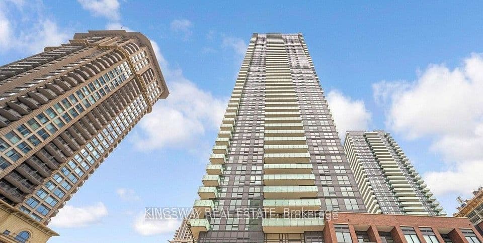 430 Square One Drive 2305, Mississauga, ON L5B 0L6 – main photo
