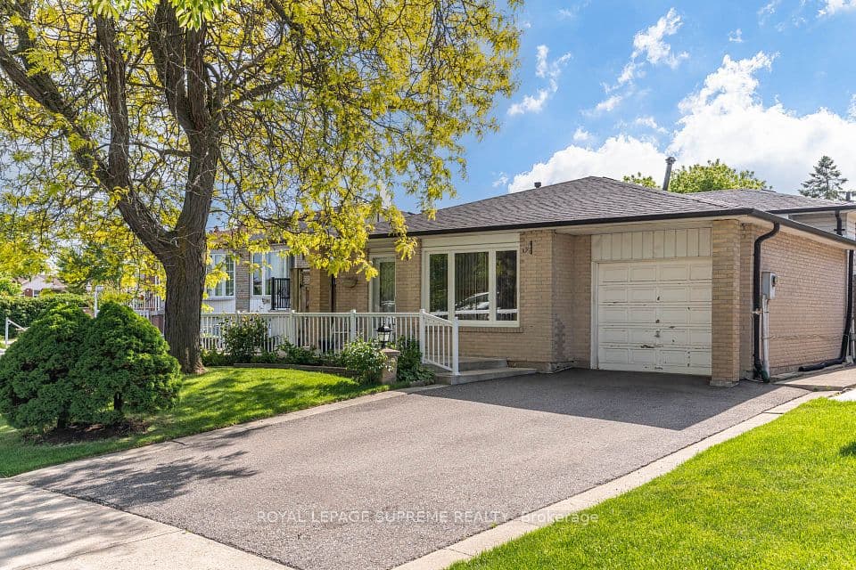 7236 Meyer Drive, Mississauga, ON L4T 3A9 – main photo