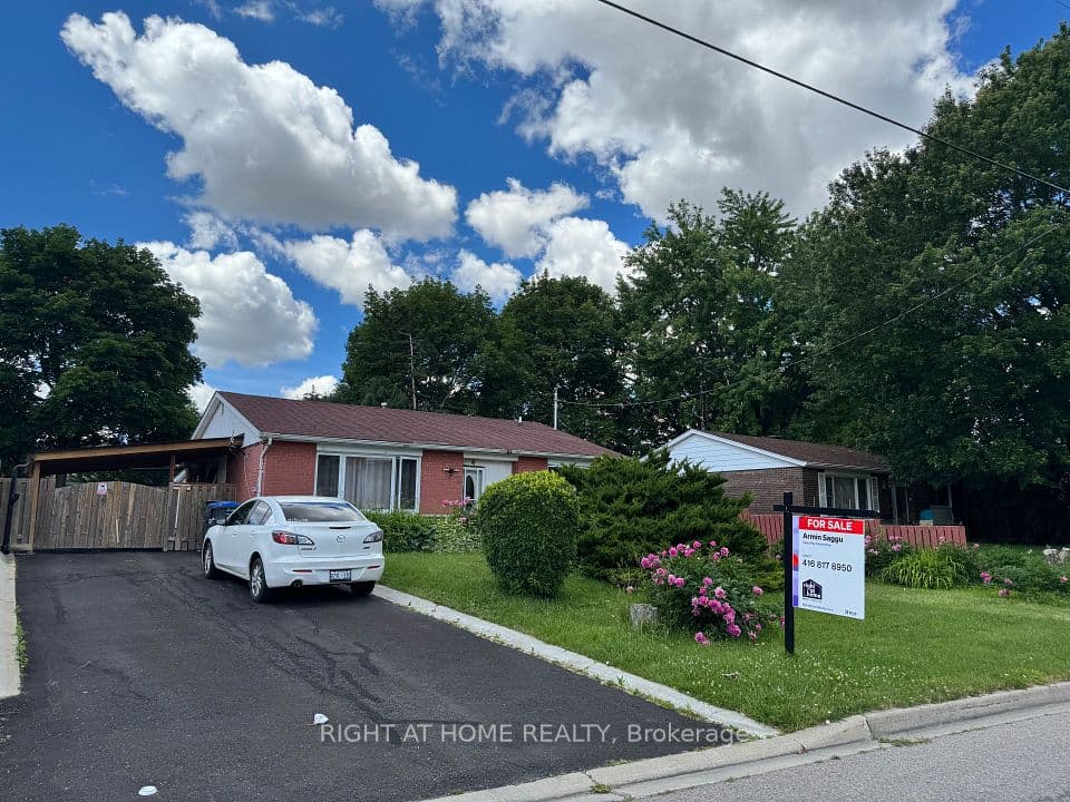 4 Leslie Street, Brampton, ON L6X 2J4 – main photo
