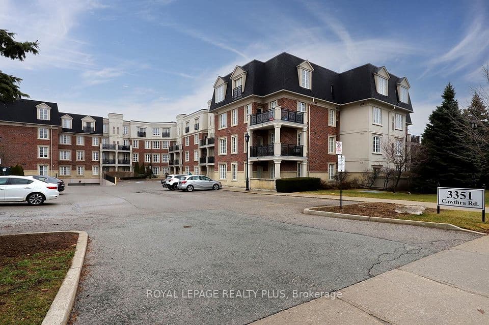 3351 Cawthra Road 215, Mississauga, ON L5A 4N5 – photo 2