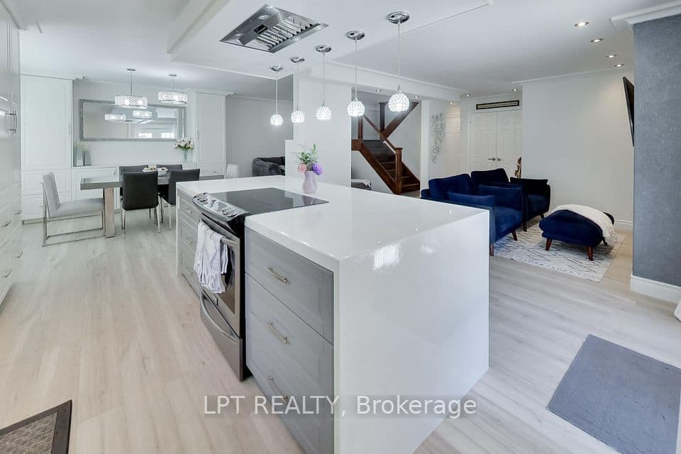2482 Snowhill Court, Burlington, ON L7M 1Y3 – photo 3