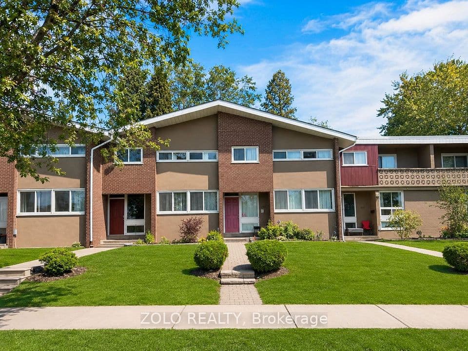 3250 The Credit Woodlands N/A 16, Mississauga, ON L5C 2J6 – main photo