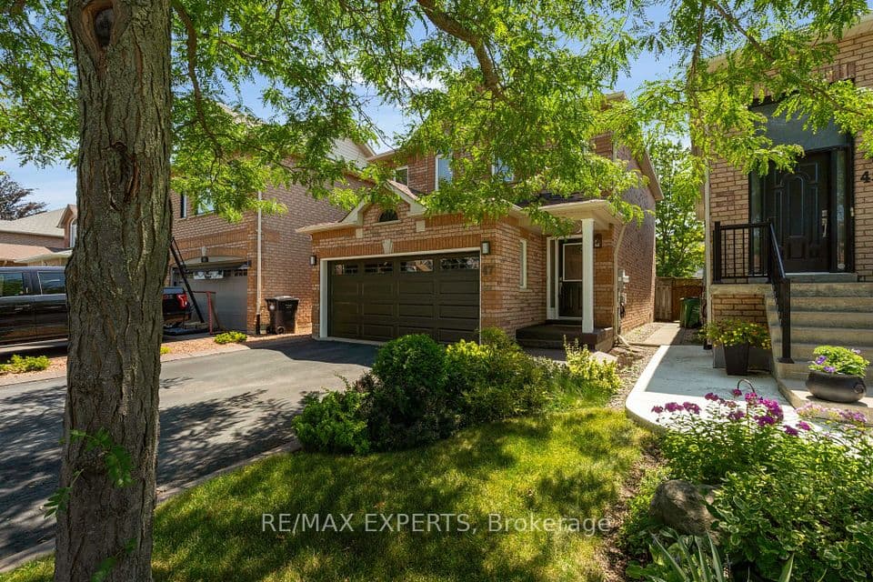 47 Castelli Court, Caledon, ON L7E 2T6 – photo 2