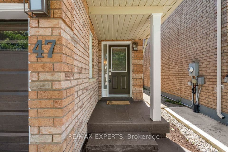 47 Castelli Court, Caledon, ON L7E 2T6 – photo 3