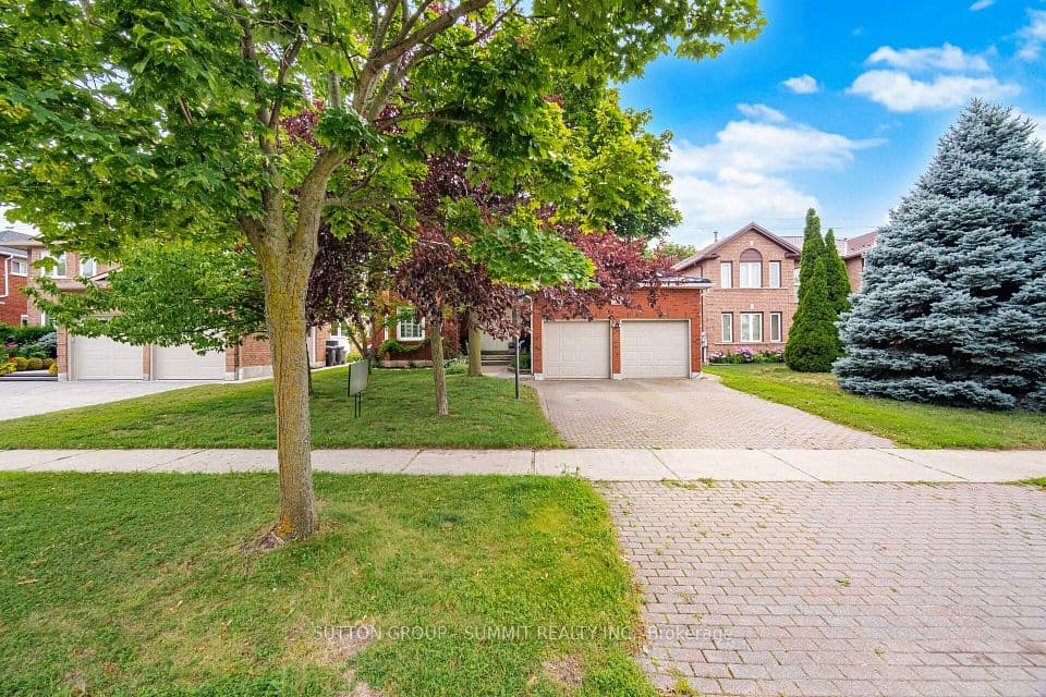 5640 TURNEY Drive, Mississauga, ON L5M 4Y9 – main photo
