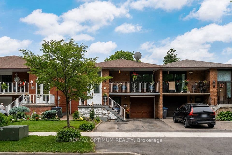 18 Curtis Drive, Brampton, ON L6Y 2J6 – photo 2