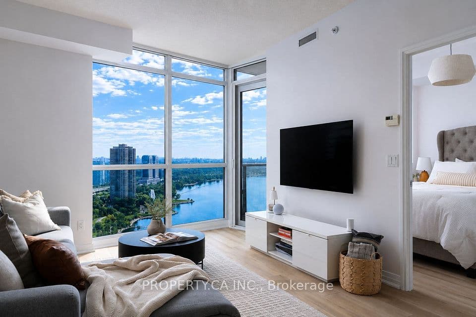 59 Annie Craig Drive 3302, Toronto, ON M8V 0C4 – main photo