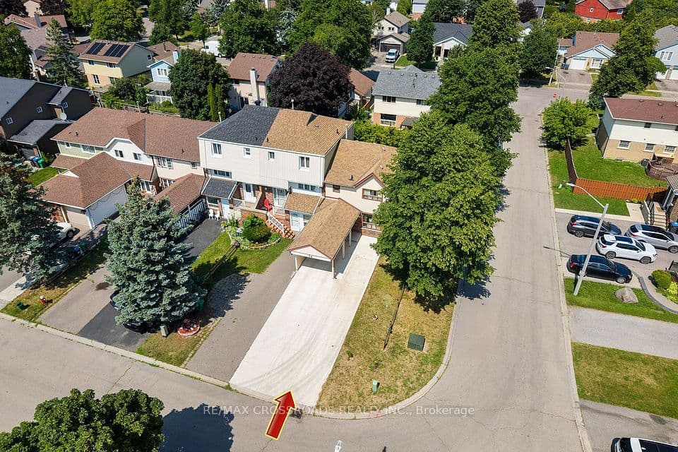 54 Omega Square, Brampton, ON L6Z 1K5 – photo 3