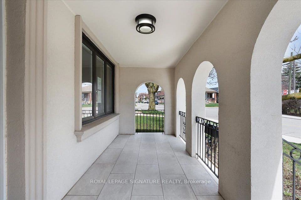 90A Bicknell Avenue, Toronto, ON M6M 4G7 – photo 2