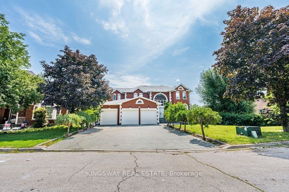 5969 RAYSHAW Crescent, Mississauga, ON L5M 2P1 – photo 2