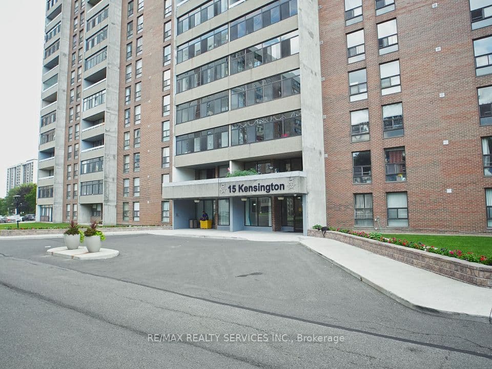 15 Kensington Road E 1901, Brampton, ON L6T 3W2 – main photo