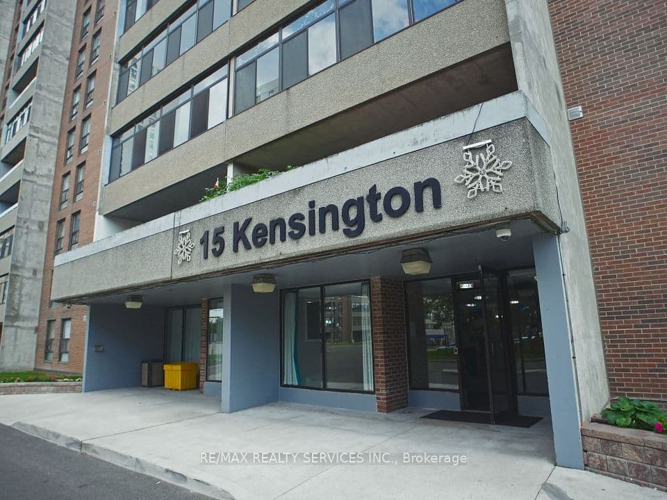 15 Kensington Road E 1901, Brampton, ON L6T 3W2 – photo 2