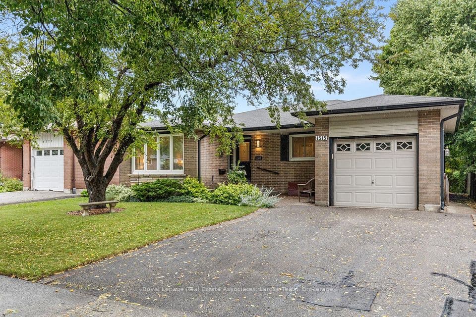1515 Thetford Court, Mississauga, ON L5J 3N2 – main photo