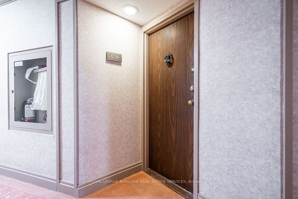 300 Mill Road C34, Toronto, ON M9C 4W7 – photo 2