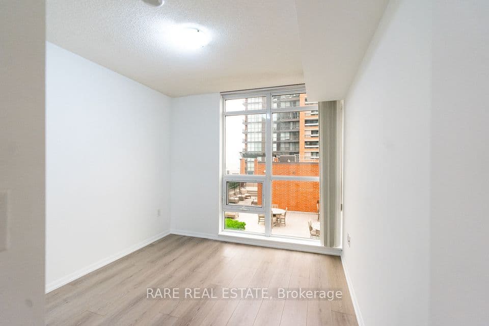 830 Lawrence Avenue W 1007, Toronto, ON M6A 0B6 – photo 3