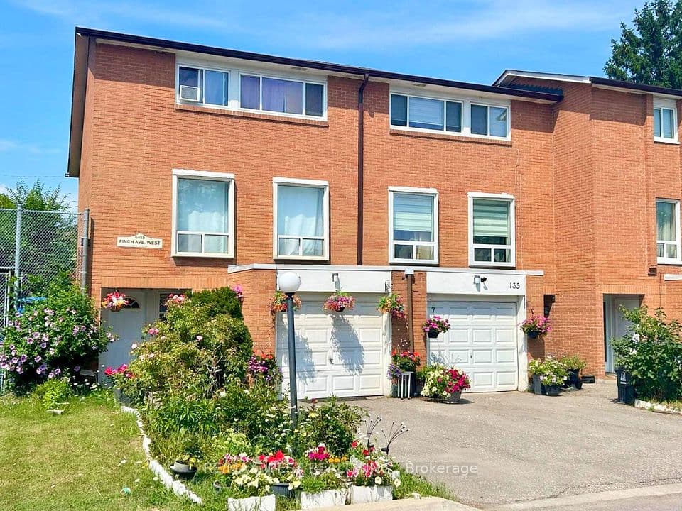 6458 Finch Avenue W 134, Toronto, ON M9V 1T4 – main photo