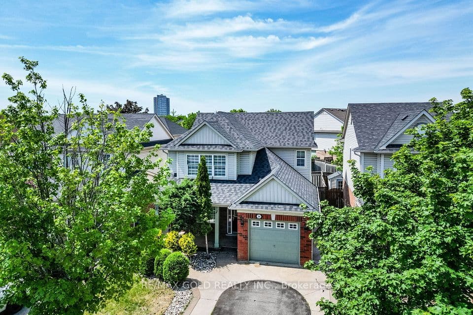 34 Worthington Avenue, Brampton, ON L7A 1M9 – main photo