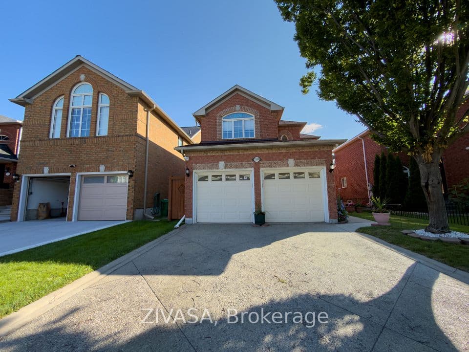 3103 Baytree Court W, Mississauga, ON L5N 7N9 – photo 2