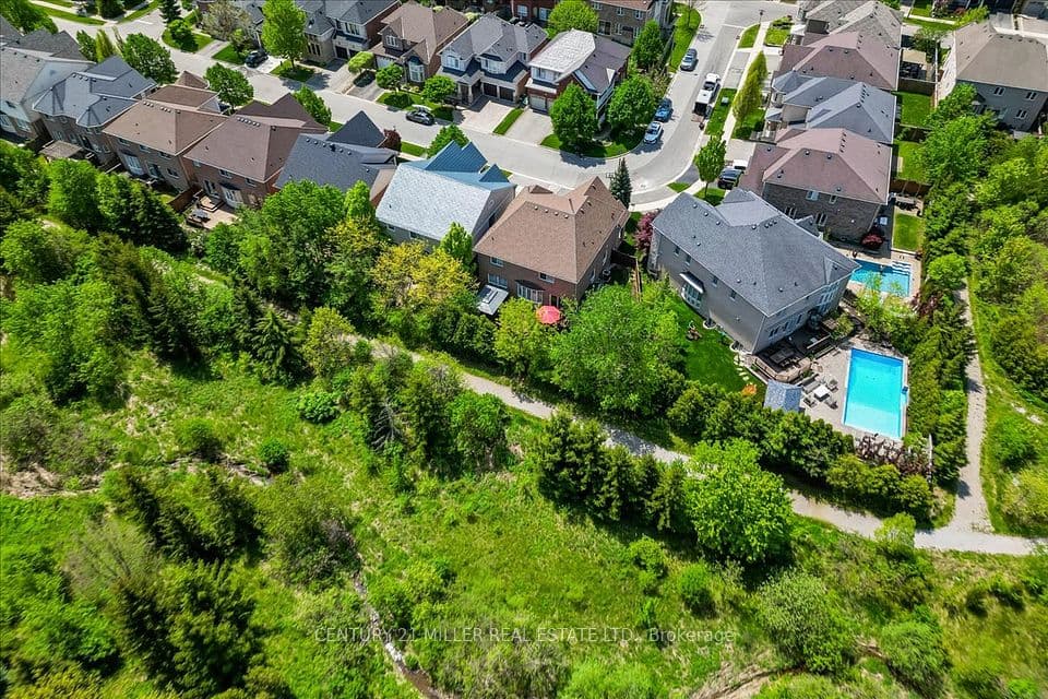 2371 Calloway Drive, Oakville, ON L6M 0C1 – photo 2