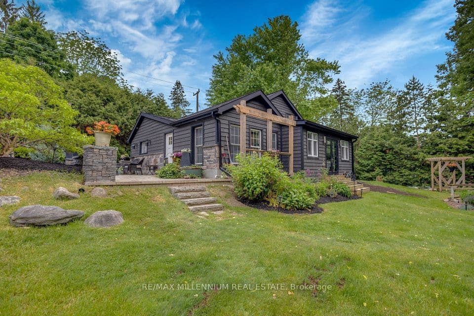 1510 Station Road, Caledon, ON L7C 3M2 – photo 2
