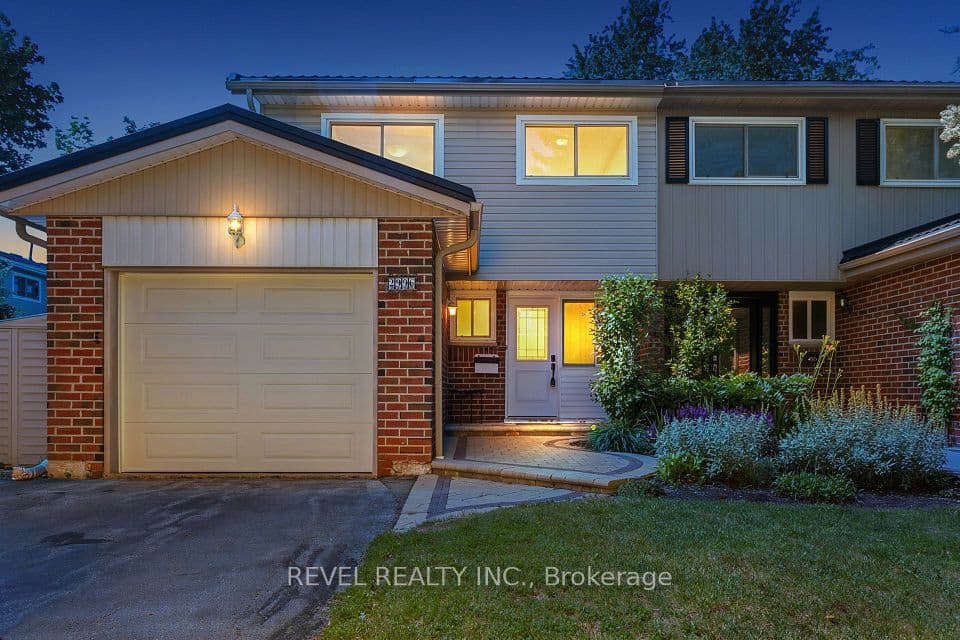 2996 Salerno Crescent, Mississauga, ON L5N 1T6 – main photo