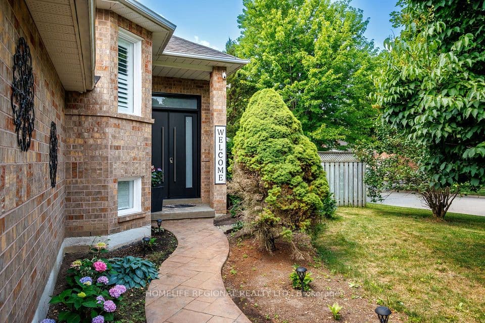 20 Ruddell Crescent, Halton Hills, ON L7G 5N4 – photo 2