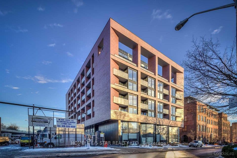 383 SORAUREN Avenue 310, Toronto, ON M6R 0A4 – main photo