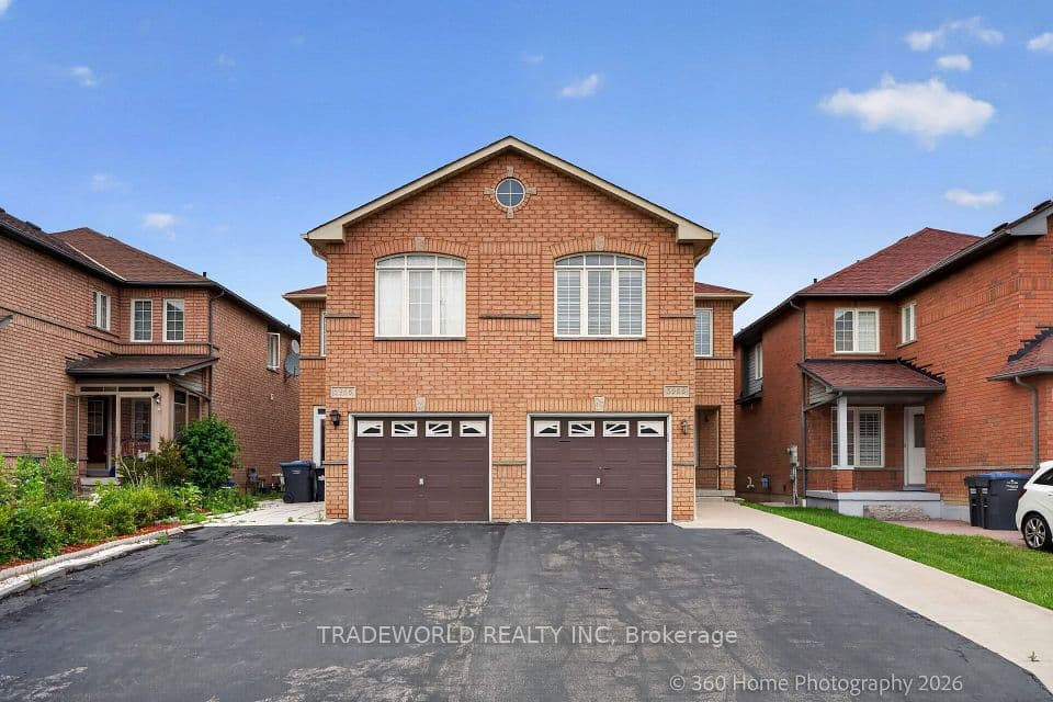 5968 Gant Crescent, Mississauga, ON L5V 2T6 – photo 2