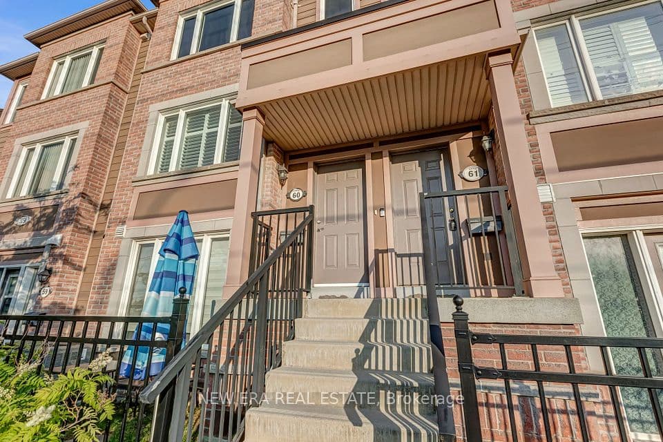 3056 Eglinton Avenue W 60, Mississauga, ON L5M 8E4 – photo 2
