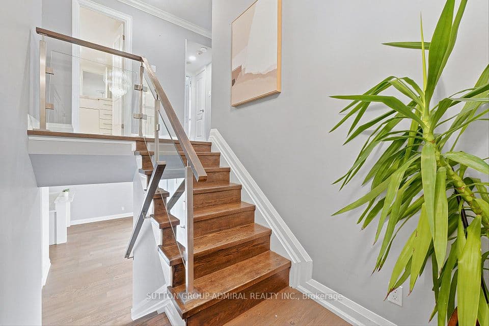 300 Mill Road D19, Toronto, ON M9C 4W7 – photo 3