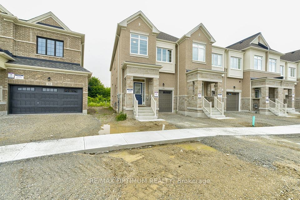 44 Bermondsey Way, Brampton, ON L6Y 6K9 – photo 2