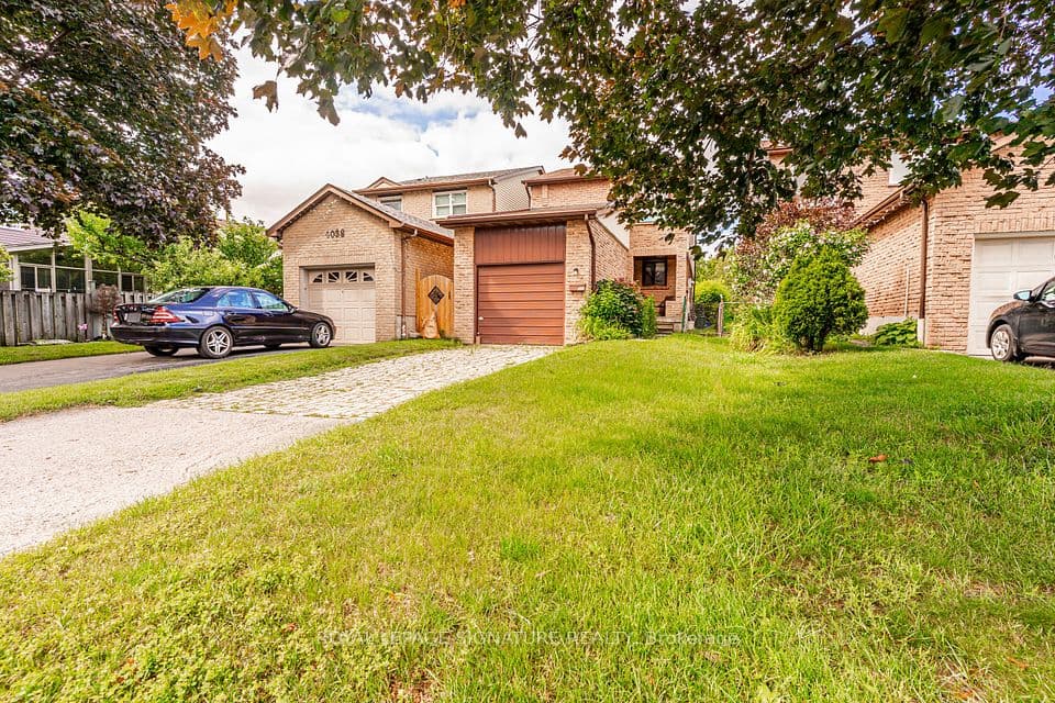 4040 Silverhaze Road, Mississauga, ON L4W 3K1 – photo 2