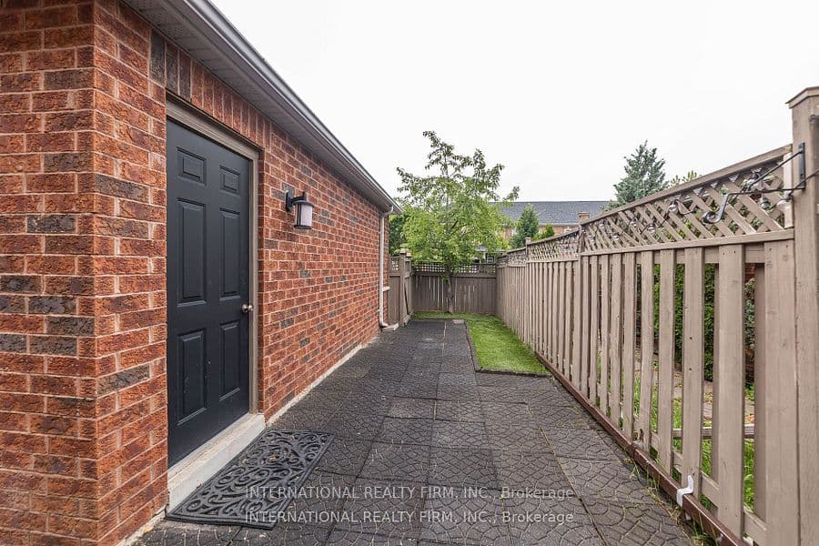 1855 Appleby Line, Burlington, ON L7L 7M1 – photo 3